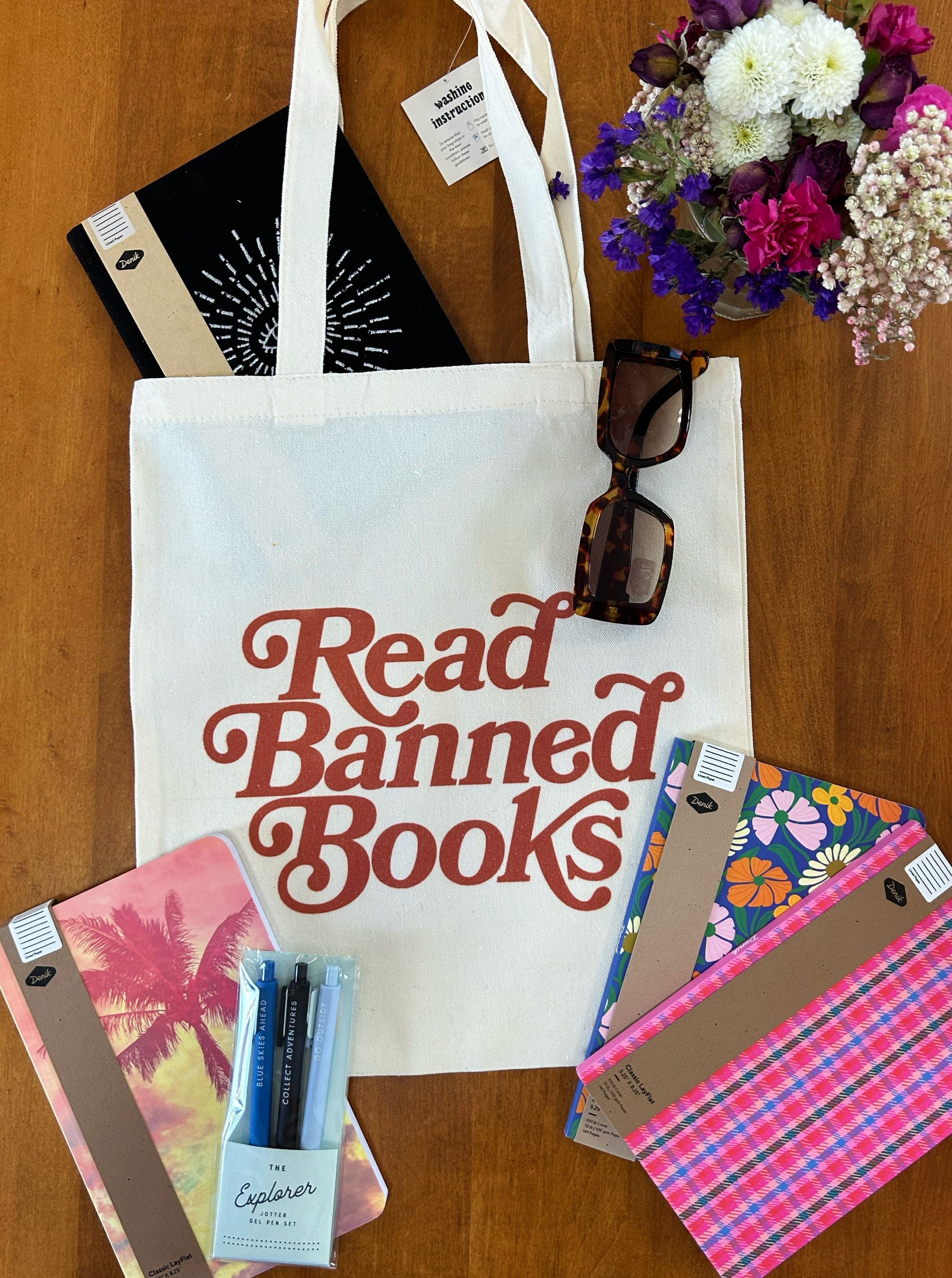 Read banned books 15"x16" canvas tote bag. 